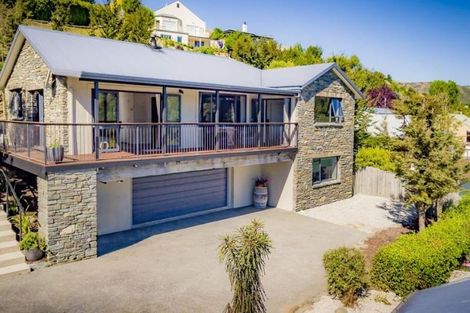 Photo of property in 73 Mcdonnell Road, Arrowtown, 9302