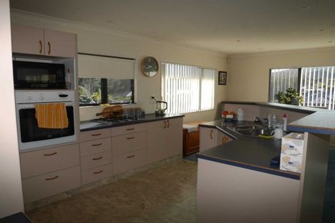 Photo of property in 4 Lorna Irene Drive, Raumati South, Paraparaumu, 5032