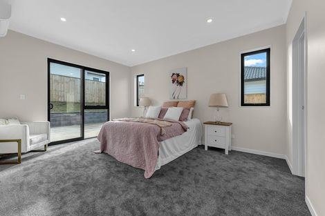 Photo of property in 13 Dolcetto Place, Pokeno, 2402