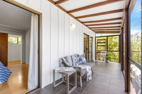 Photo of property in 7 Kauri Road, Stanmore Bay, Whangaparaoa, 0932