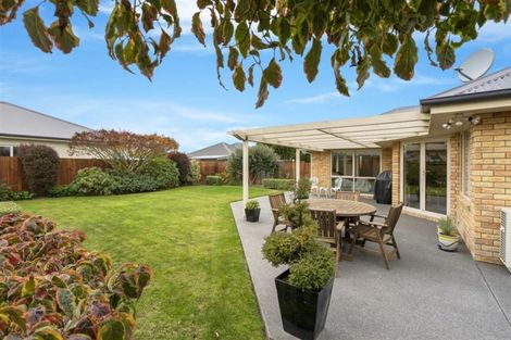 Photo of property in 3 Springside Place, Redwood, Christchurch, 8051