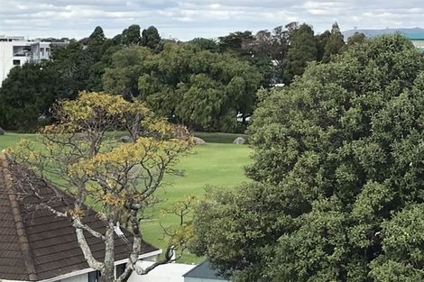 Photo of property in 36 Victoria Road, Mount Maunganui, 3116