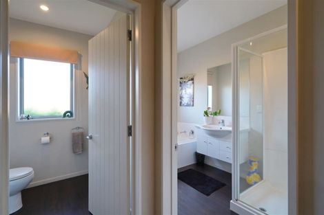 Photo of property in 5 Melville Crescent, Rolleston, 7614