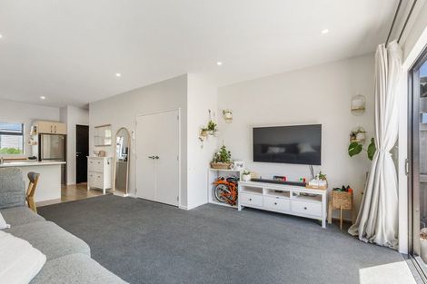Photo of property in 32 Maramara Road, Whenuapai, Auckland, 0618
