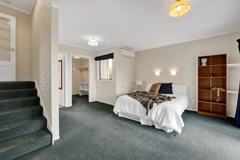 Photo of property in 102a Frankley Road, Frankleigh Park, New Plymouth, 4310