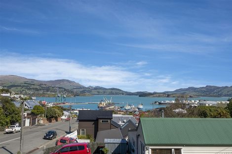 Photo of property in 18a Ripon Street, Lyttelton, 8082
