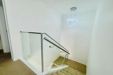 Photo of property in 8b Neems Place, Manurewa, Auckland, 2102