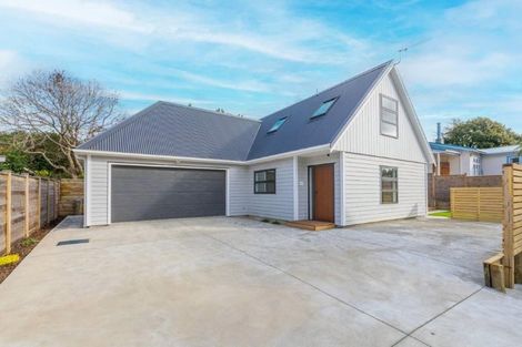 Photo of property in 109e Amohia Street, Paraparaumu, 5032