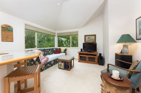 Photo of property in 4/30 Clarence Road, Northcote Point, Auckland, 0627