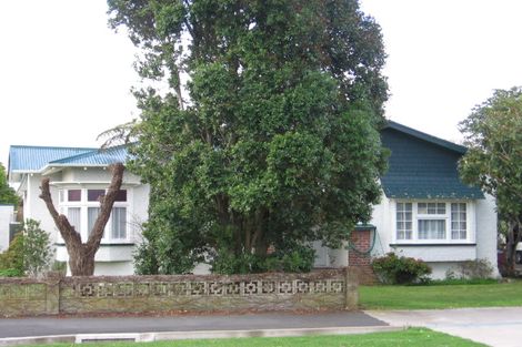 Photo of property in 3 Phillip Street, Terrace End, Palmerston North, 4410