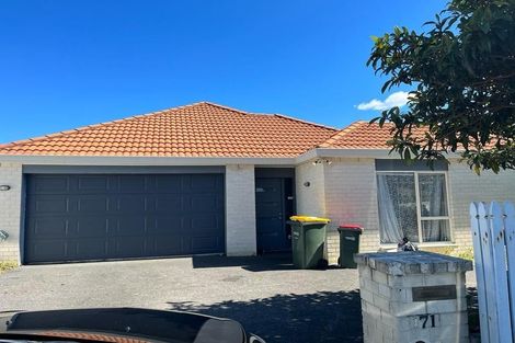 Photo of property in 1/171 Botany Road, Botany Downs, Auckland, 2010