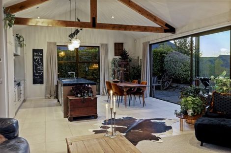 Photo of property in 20 Rannoch Drive, Jacks Point, Queenstown, 9371