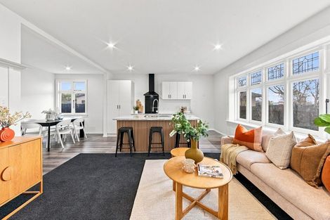 Photo of property in 186 Wainoni Road, Avondale, Christchurch, 8061