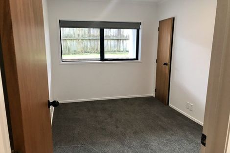 Photo of property in 6 Ferntree Terrace, West Harbour, Auckland, 0618