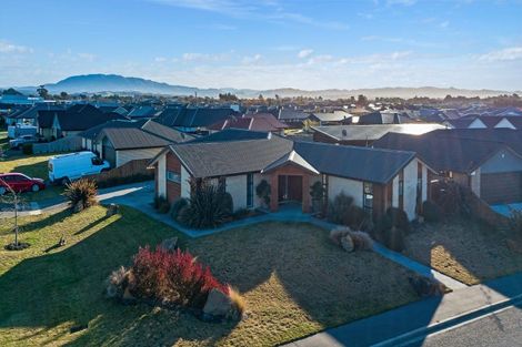 Photo of property in 2 Claremont Crescent, Amberley, 7410