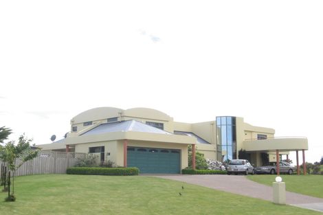 Photo of property in 5 Edmonds Drive, Otamatea, Whanganui, 4500