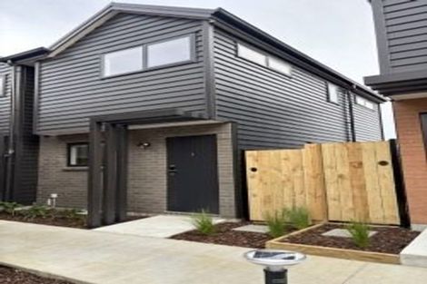 Photo of property in 8/25 Childs Avenue, Pukekohe, 2120