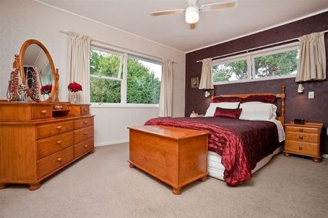 Photo of property in 9 Munstead Place, Hillcrest, Auckland, 0627