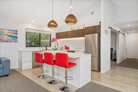 Photo of property in 128 Kupe Drive, Whitianga, 3510