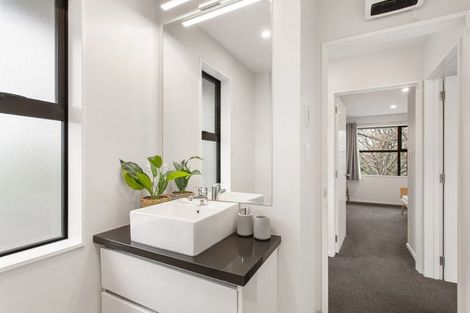 Photo of property in 10 Shingle Street, Sydenham, Christchurch, 8023