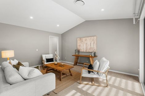 Photo of property in 24 Mcvicar Drive, Cracroft, Christchurch, 8022