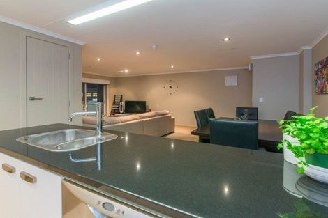 Photo of property in Bellagio Apartments, 10e/39 Taranaki Street, Te Aro, Wellington, 6011