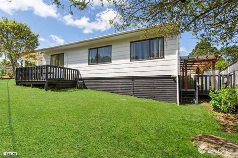 Photo of property in 2/134 Spinella Drive, Bayview, Auckland, 0629
