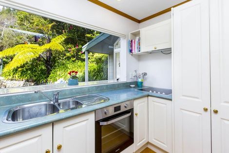 Photo of property in 6 Hobbit Lane, Pinehaven, Upper Hutt, 5371