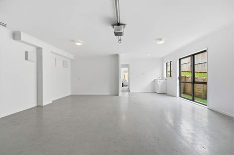 Photo of property in 4 Beros Place, Flat Bush, Auckland, 2016