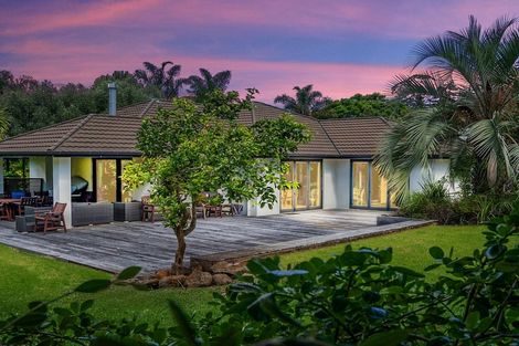 Photo of property in 4 Kotare Heights, Kerikeri, 0230