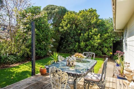 Photo of property in 1/1216 Papamoa Beach Road, Papamoa Beach, Papamoa, 3118