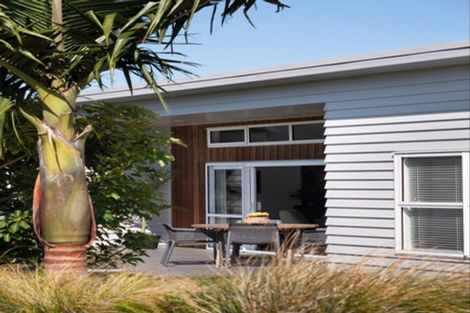 Photo of property in 53 Athenree Road, Athenree, Katikati, 3177