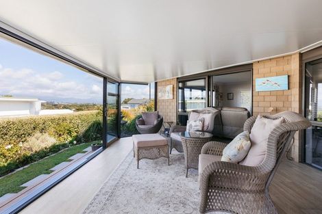 Photo of property in 59 Margaret Drive, Omokoroa, 3114