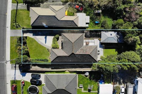 Photo of property in 6 Hinau Street, Tawa, Wellington, 5028