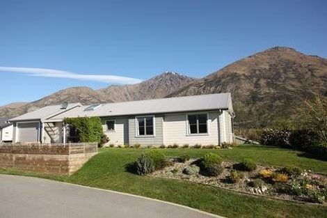 Photo of property in 15 Rere Road, Lake Hayes, Queenstown, 9304