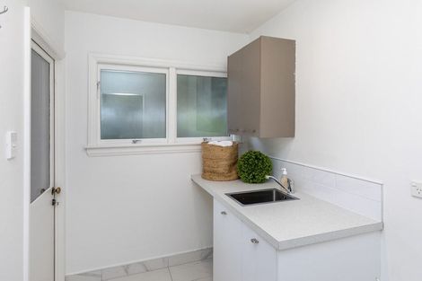 Photo of property in 40 Bengal Drive, Cashmere, Christchurch, 8022