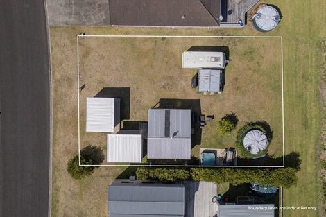 Photo of property in 13 Motukorure Parade, Cooks Beach, Whitianga, 3591