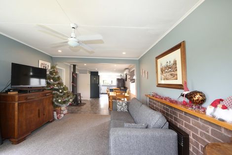 Photo of property in 682 Puketapu Road, Puketapu, Napier, 4183