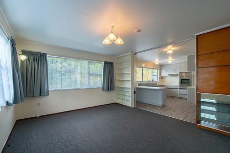 Photo of property in 100 Frankley Road, Frankleigh Park, New Plymouth, 4310
