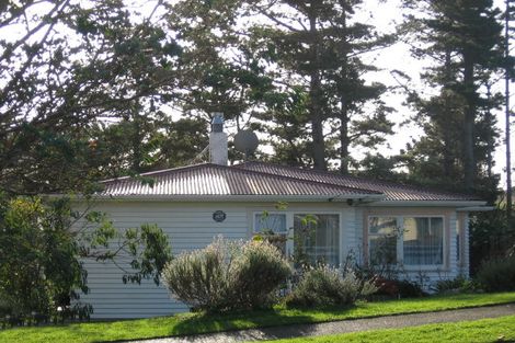 Photo of property in 97 Castor Crescent, Cannons Creek, Porirua, 5024