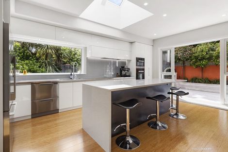 Photo of property in 82 Messines Road, Karori, Wellington, 6012