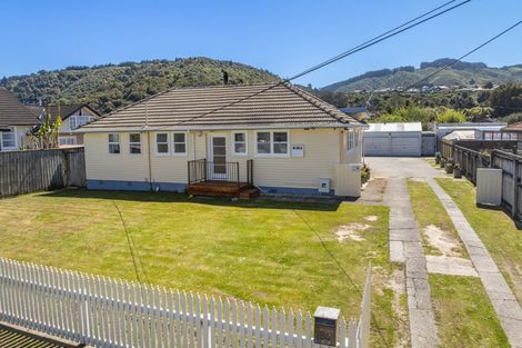 Photo of property in 84 Shakespeare Avenue, Trentham, Upper Hutt, 5018