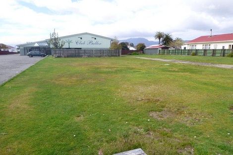 Photo of property in 39 Russell Street, Westport, 7825