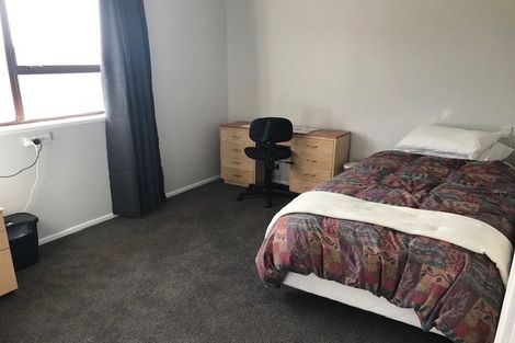 Photo of property in 300 Tukapa Street, Hurdon, New Plymouth, 4310