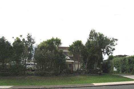 Photo of property in 1011 Beach Road, Torbay, Auckland, 0630