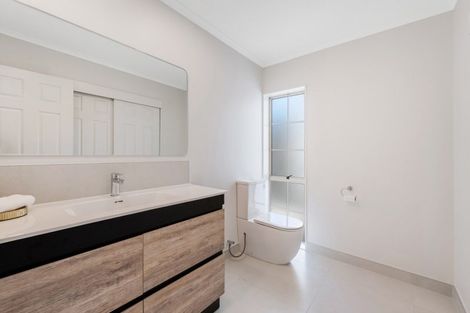 Photo of property in 8 Covina Place, Somerville, Auckland, 2014