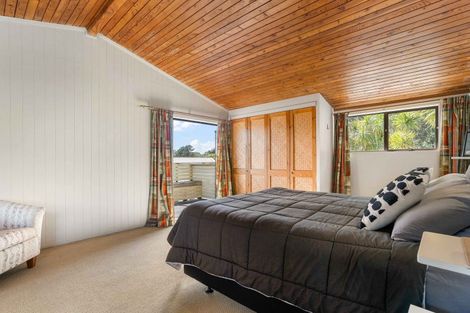 Photo of property in 16 Mount Avenue, Pauanui, Hikuai, 3579
