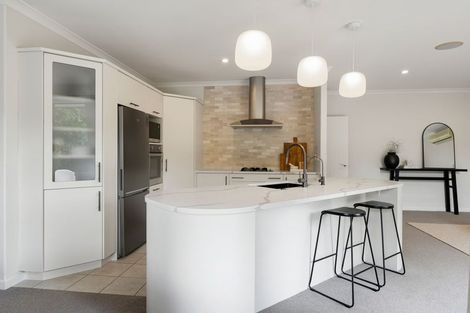 Photo of property in 53 Barrington Drive, Huntington, Hamilton, 3210