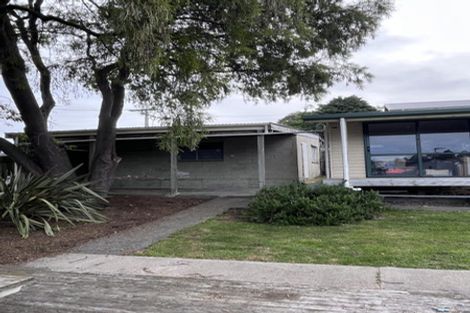 Photo of property in 10 Severn Street, Green Island, Dunedin, 9018