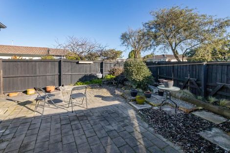 Photo of property in 1/48 Chipping Lane, Redwood, Christchurch, 8051